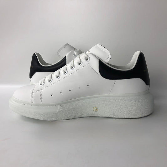Alexander McQueen – Oversized Sneaker