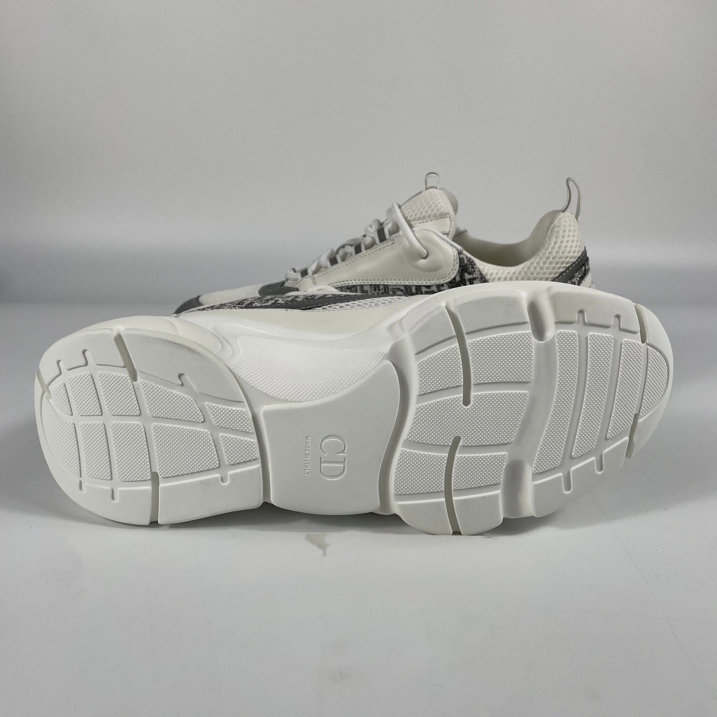 Dior B22 – Sneakers Bianche & Grigie