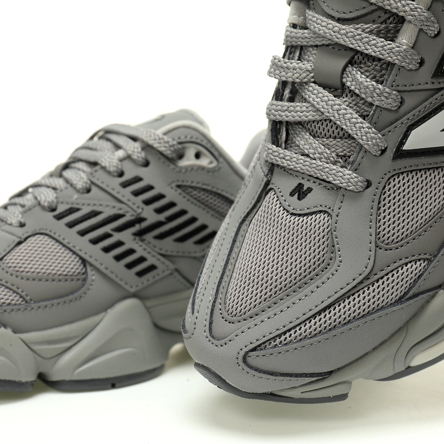 New Balance 9060 Grey – Sneakers Chunky Unisex in Mesh Tecnico