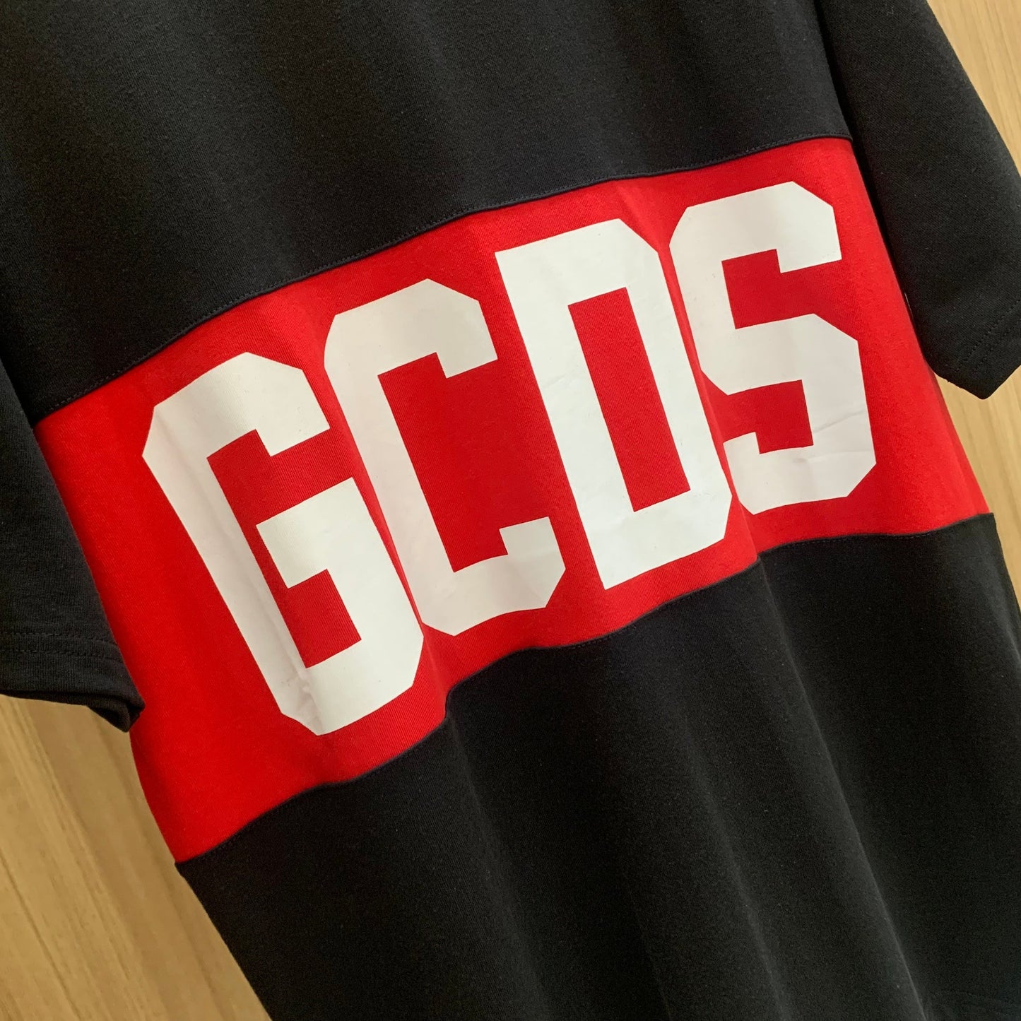 GCDS Logo Band T-Shirt 'Black/Red'