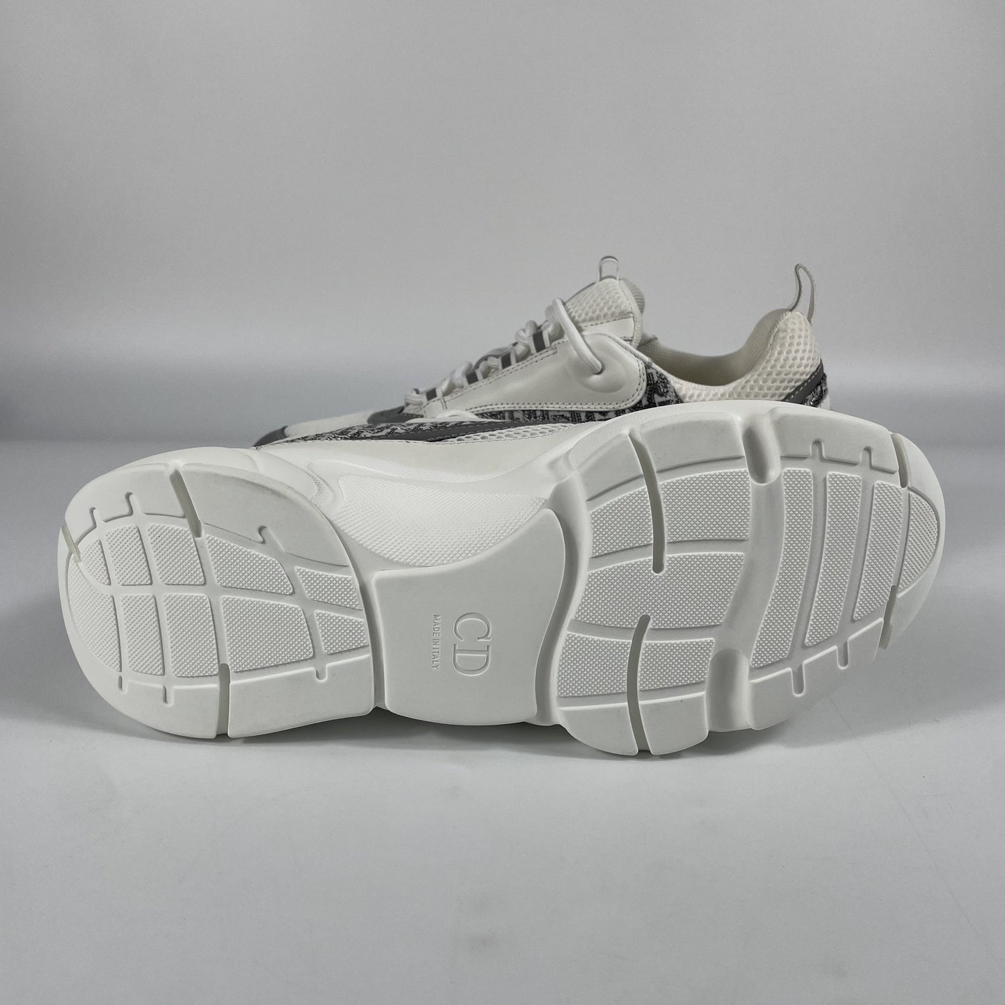 Dior B22 – Sneakers Bianche & Grigie