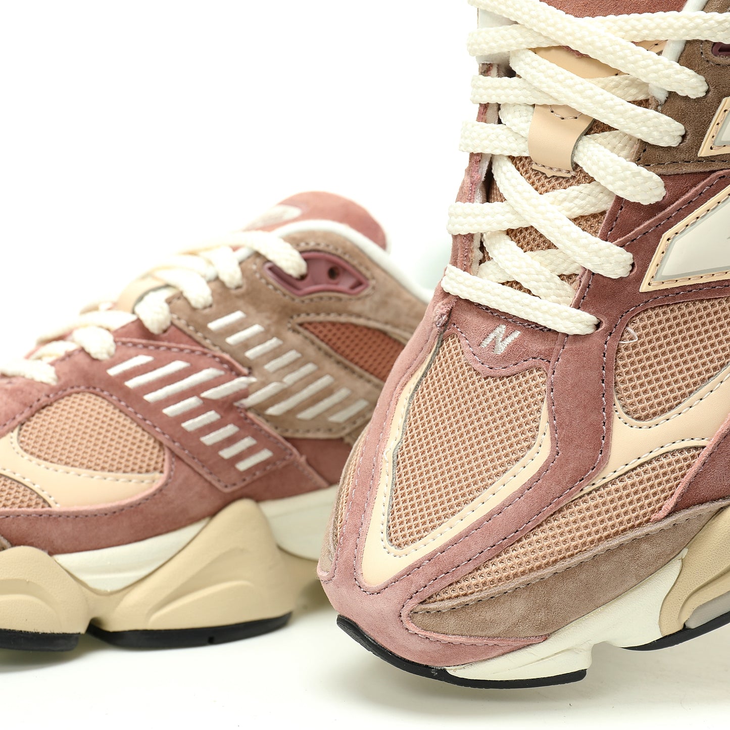 New Balance 9060 Pink Beige – Sneakers Chunky Donna in Suede & Mesh