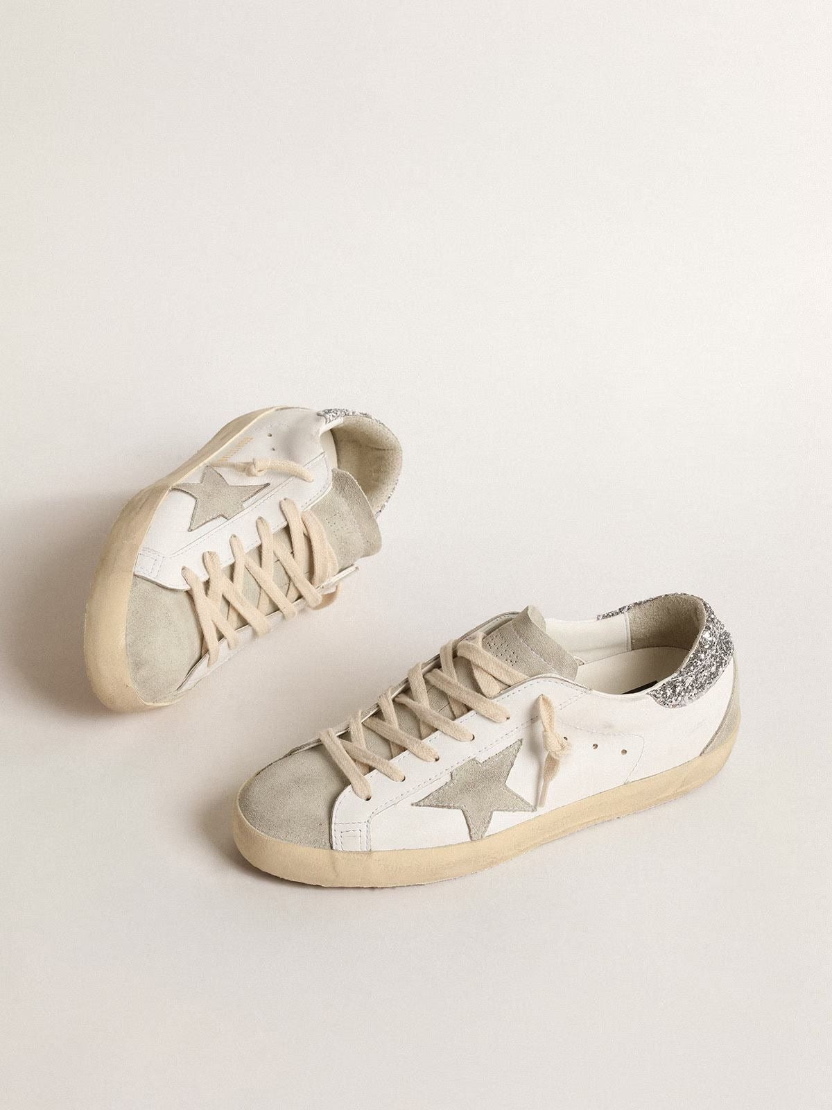 Superstar Sneakers in Pelle Bianca con Stella in Suede e Talloncino Glitter Argento