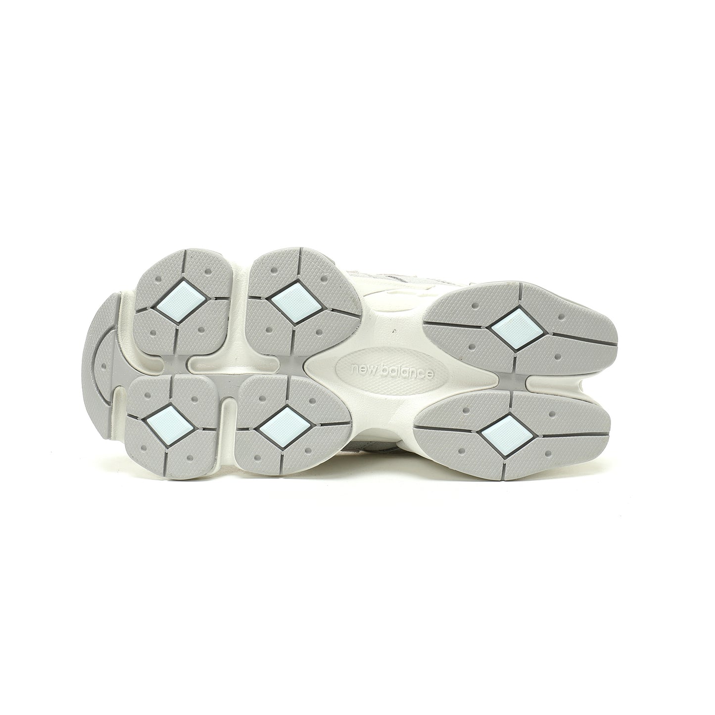 New Balance 9060 Grey – Sneakers in Mesh & Suede Chunky