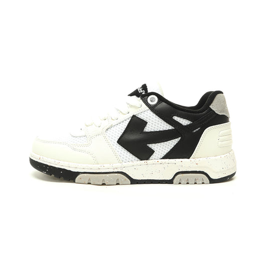 Sneaker Off-White uomo bianca e nera con logo Arrow laterale e suola chunky effetto speckled